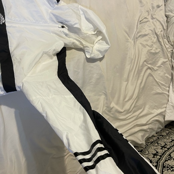 adidas windbreaker - Picture 2 of 3